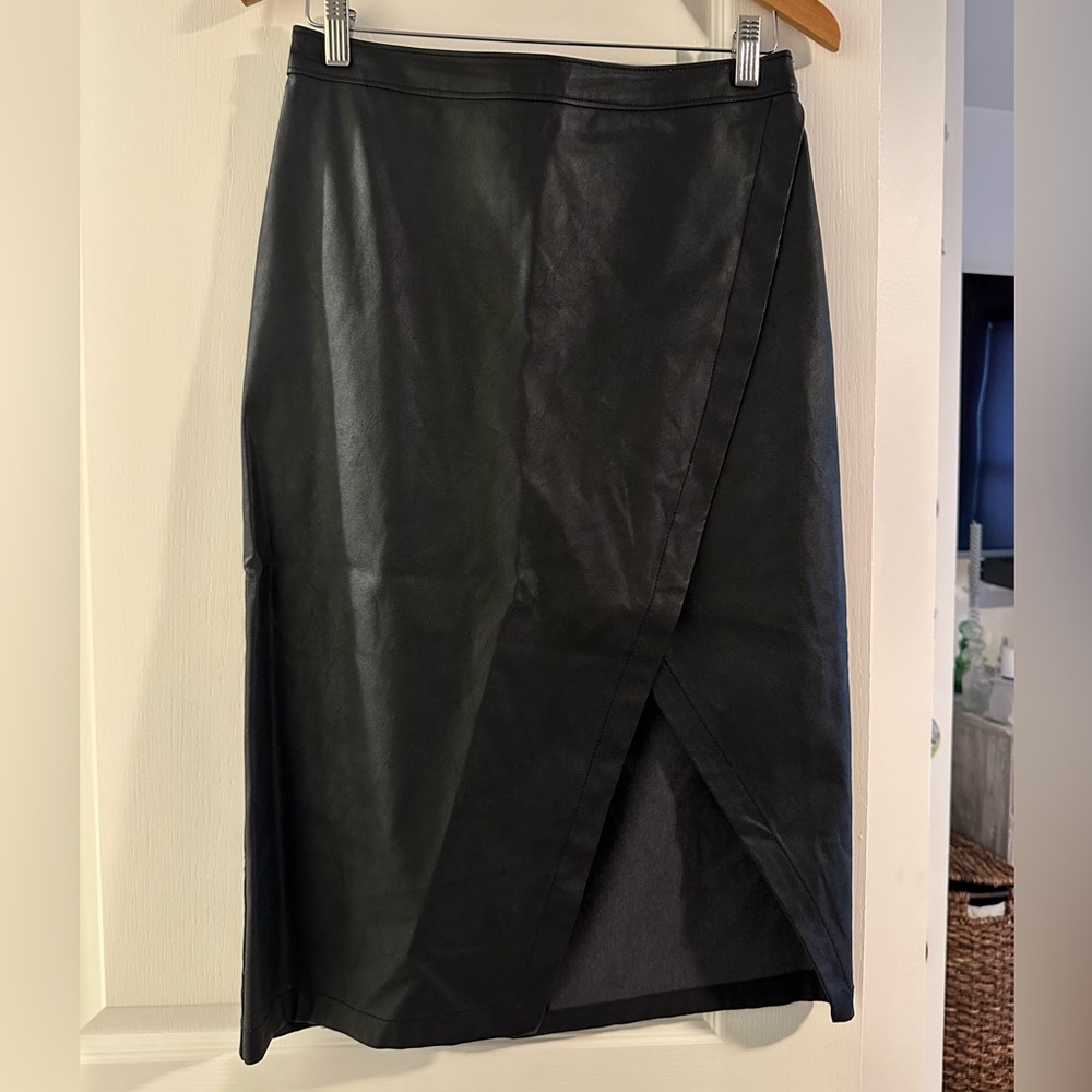 Abercrombie Pleather Skirt, Sz Medium